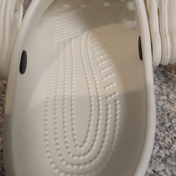 White Crocs (CHARMS NOT INCLUDED) - Picture 7 of 7